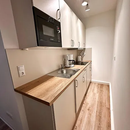 Poessnecker Werkstaetten - Katharina Von Bora Pößneck