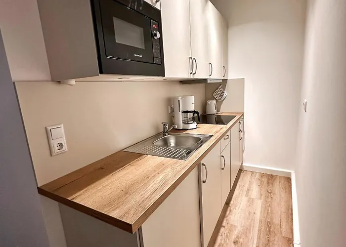 Poessnecker Werkstaetten - Katharina Von Bora Pößneck